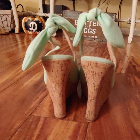 mint green wedges - Picture 3 of 4